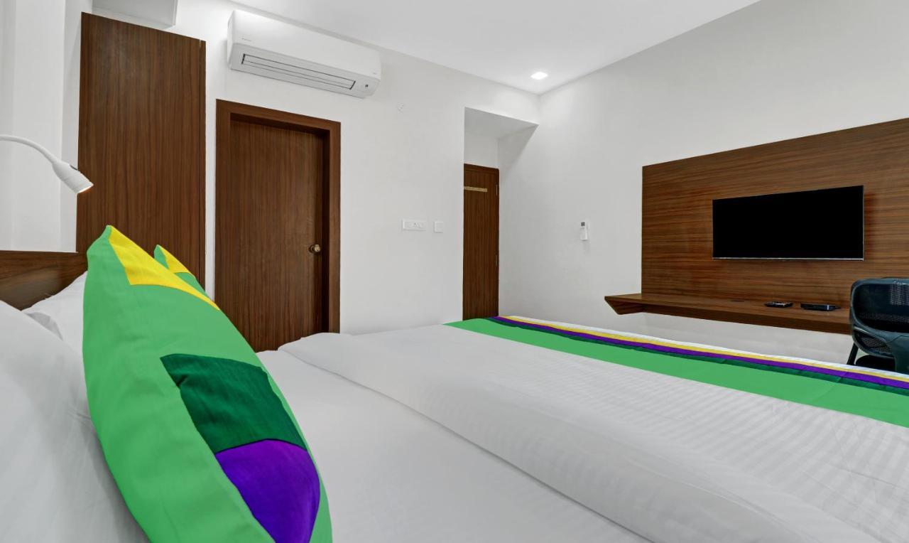 Treebo Raga Hotel Visakhapatnam Exterior photo