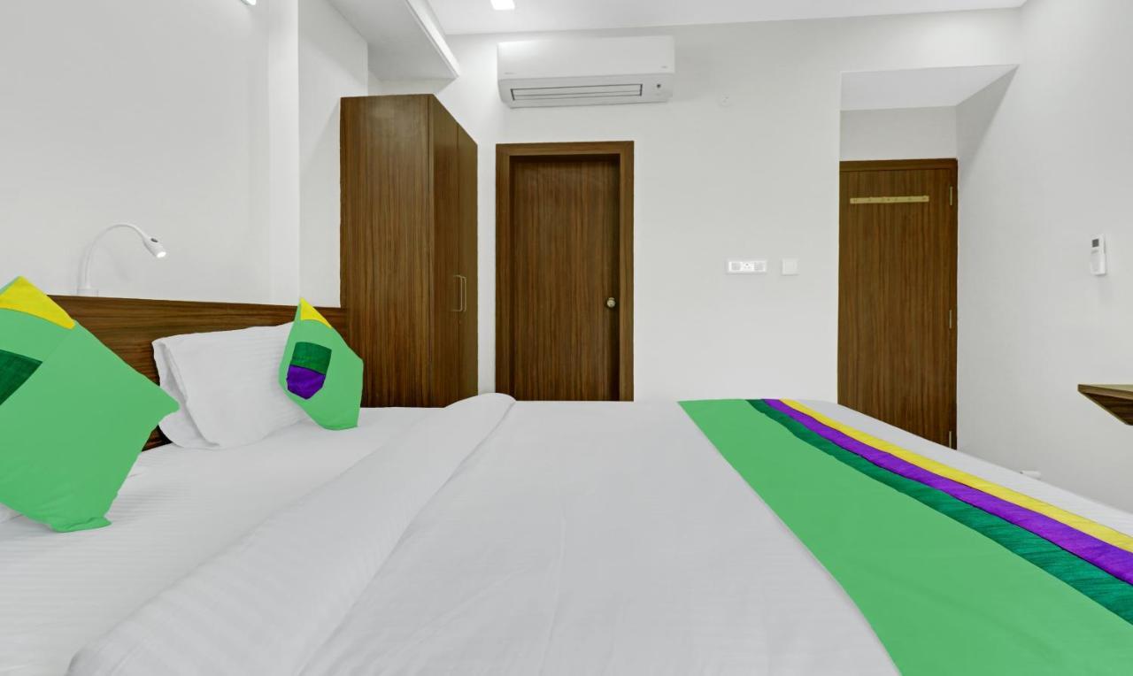 Treebo Raga Hotel Visakhapatnam Exterior photo
