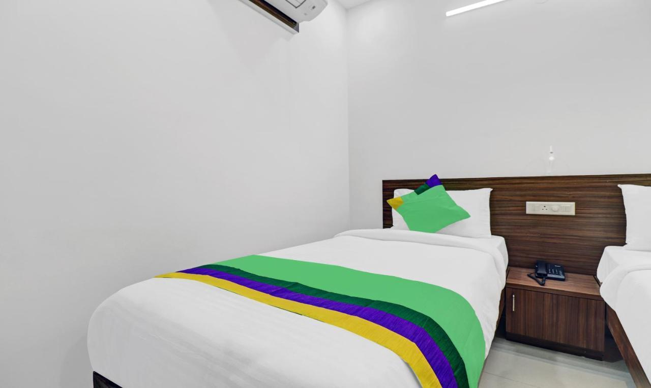 Treebo Raga Hotel Visakhapatnam Exterior photo